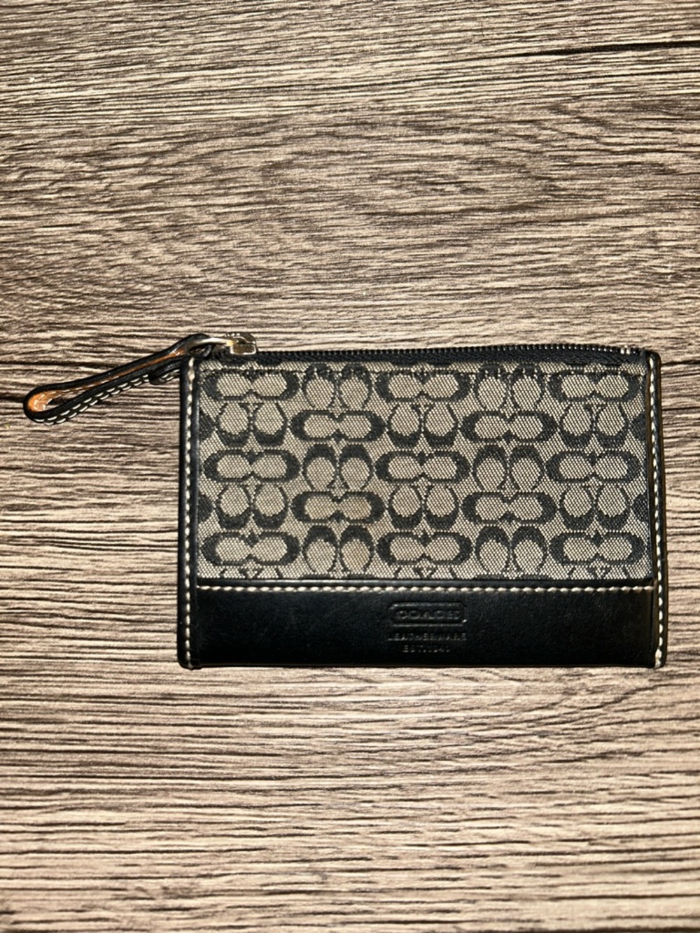 COACH Black and Gray Signature Zip Card Case